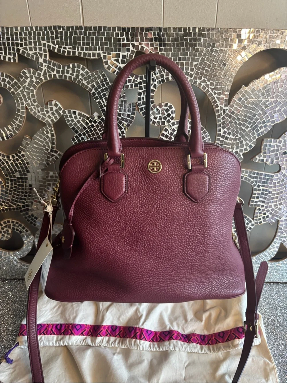 ⭐️Tory Burch Pebbled Robinson Open Dome Satchel NWT